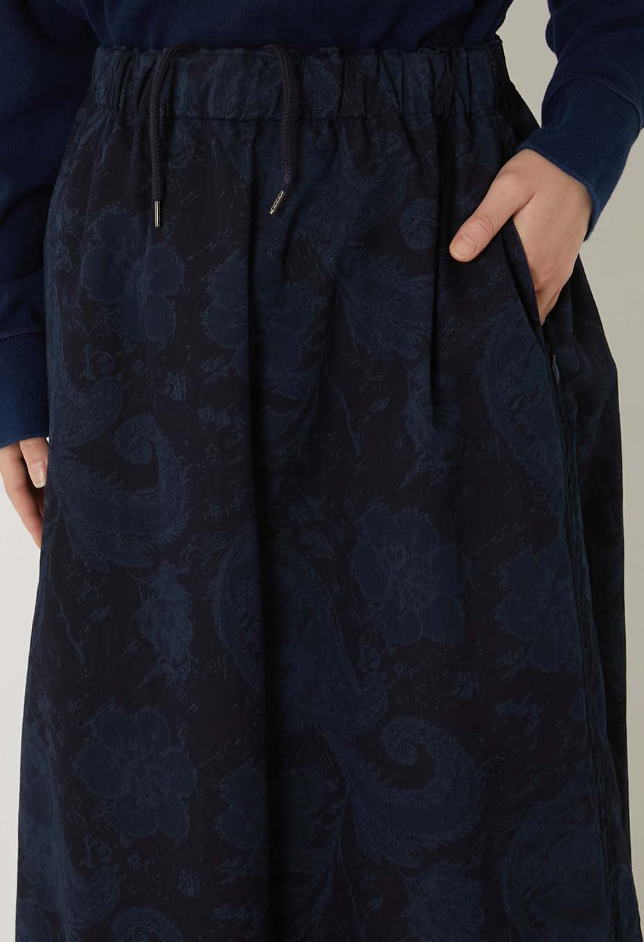 Blue Blue Japan Indigo Nylon/Satin Tsujigahana Gathered Skirt