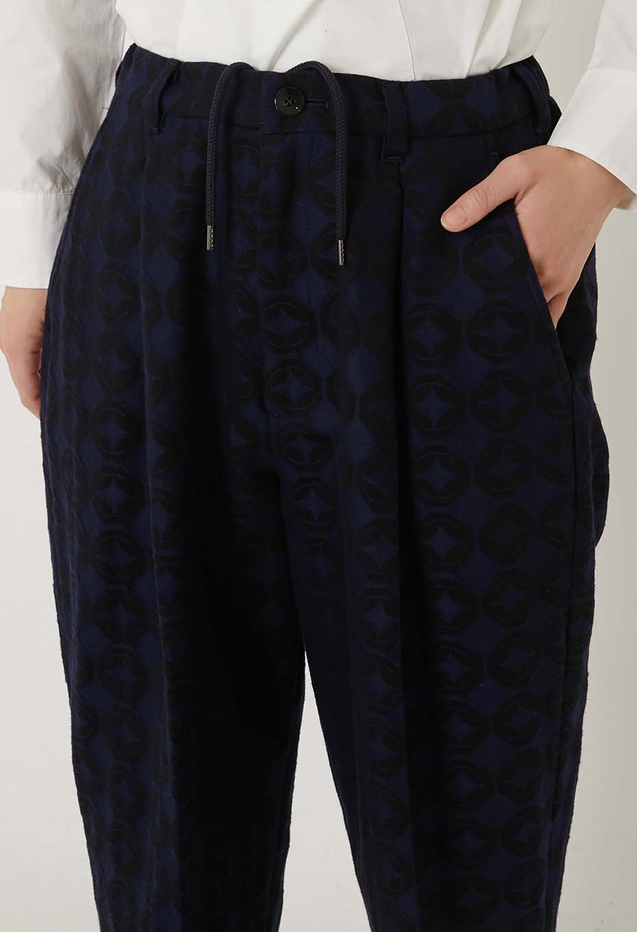 Blue Blue Japan Woman's Shippo Jacquard Tuck Pants