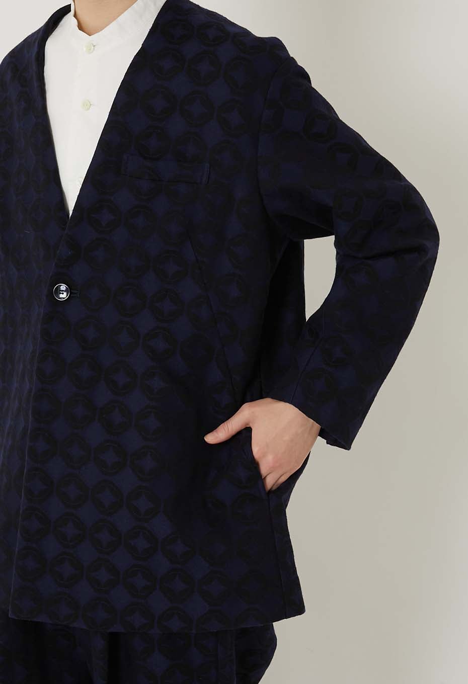 Blue Blue Japan Woman's Shippo jacquard 1B Collarless Jacket