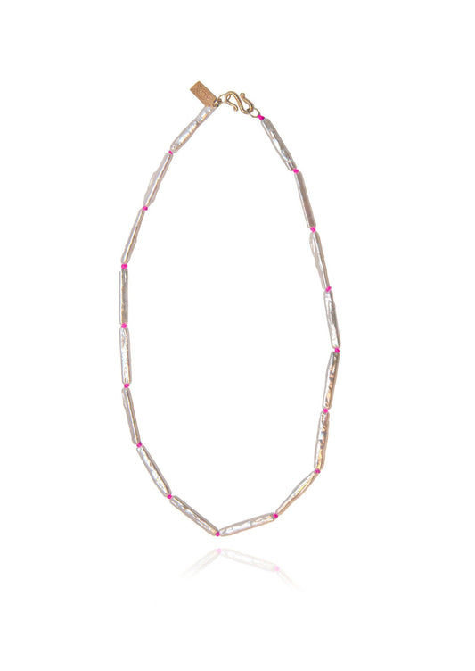 HERMINA ATHENS Yasemi Pearl Necklace - Pink
