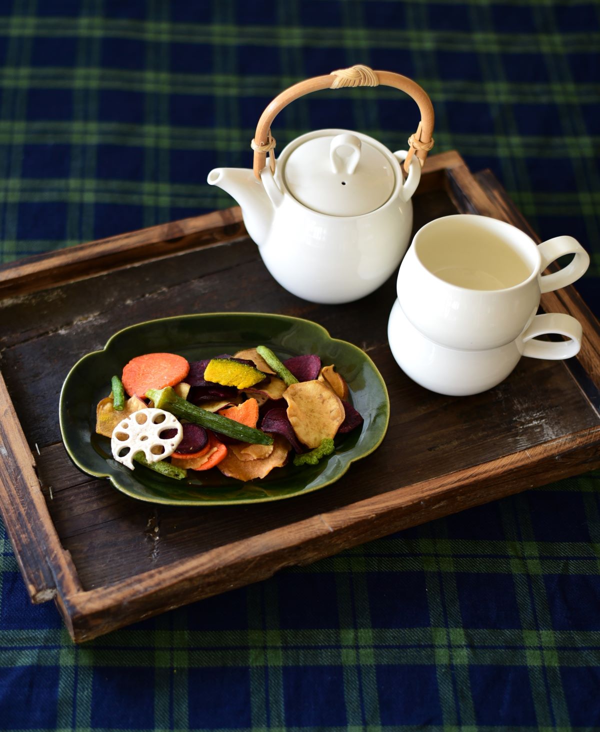 Studio M Figue Teapot