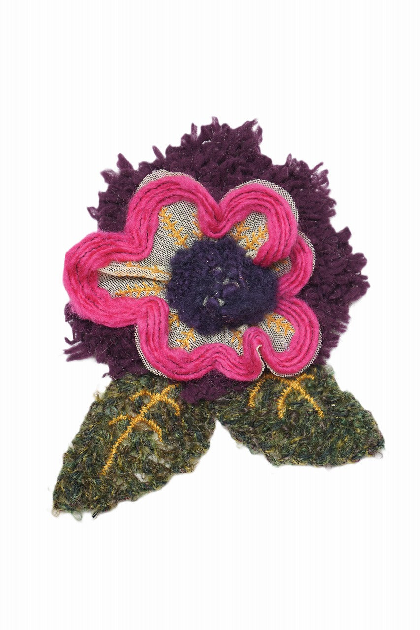 Arriving tomorrow: M Kyoko Brooch - Pink
