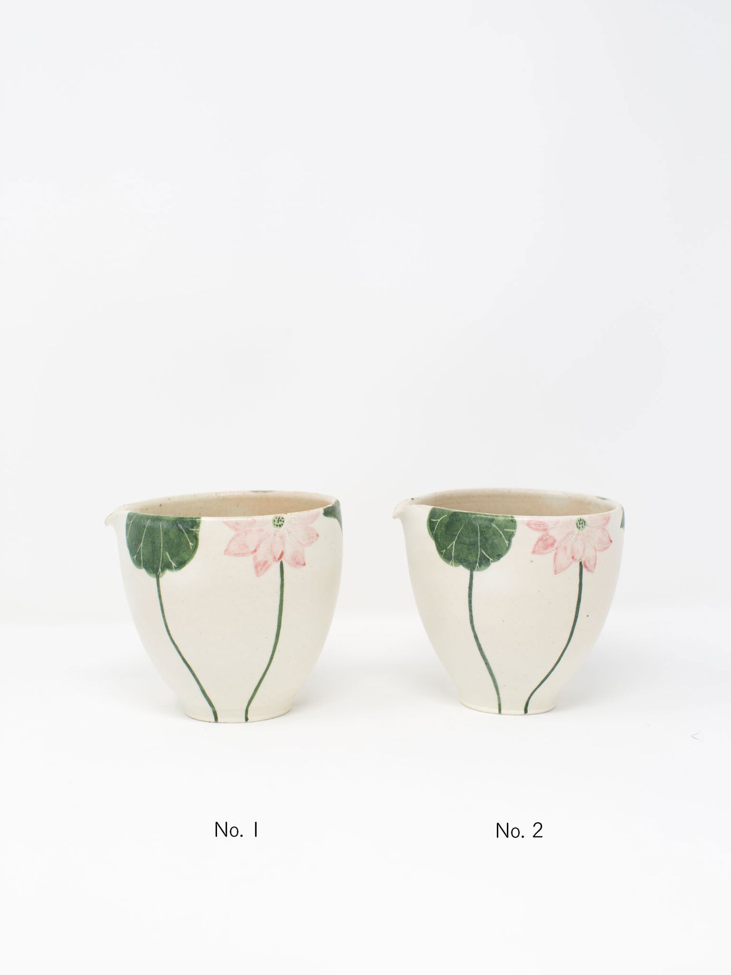 Pink Lotus Pourer by Momoko Otani (大谷桃子)