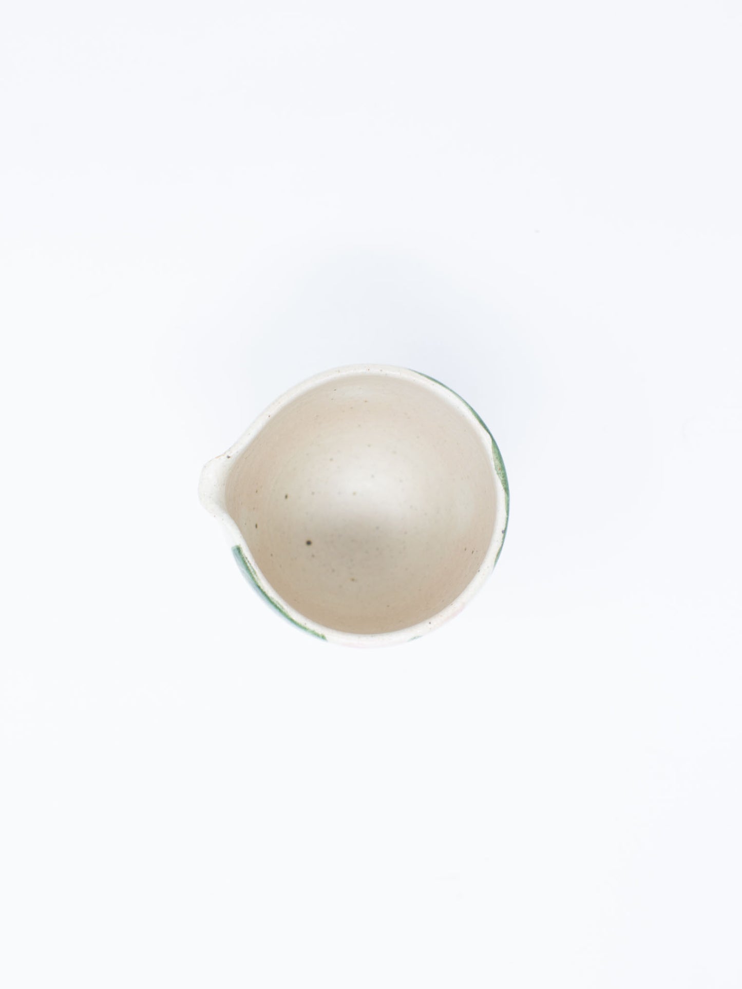 White Lotus Pourer by Momoko Otani (大谷桃子)