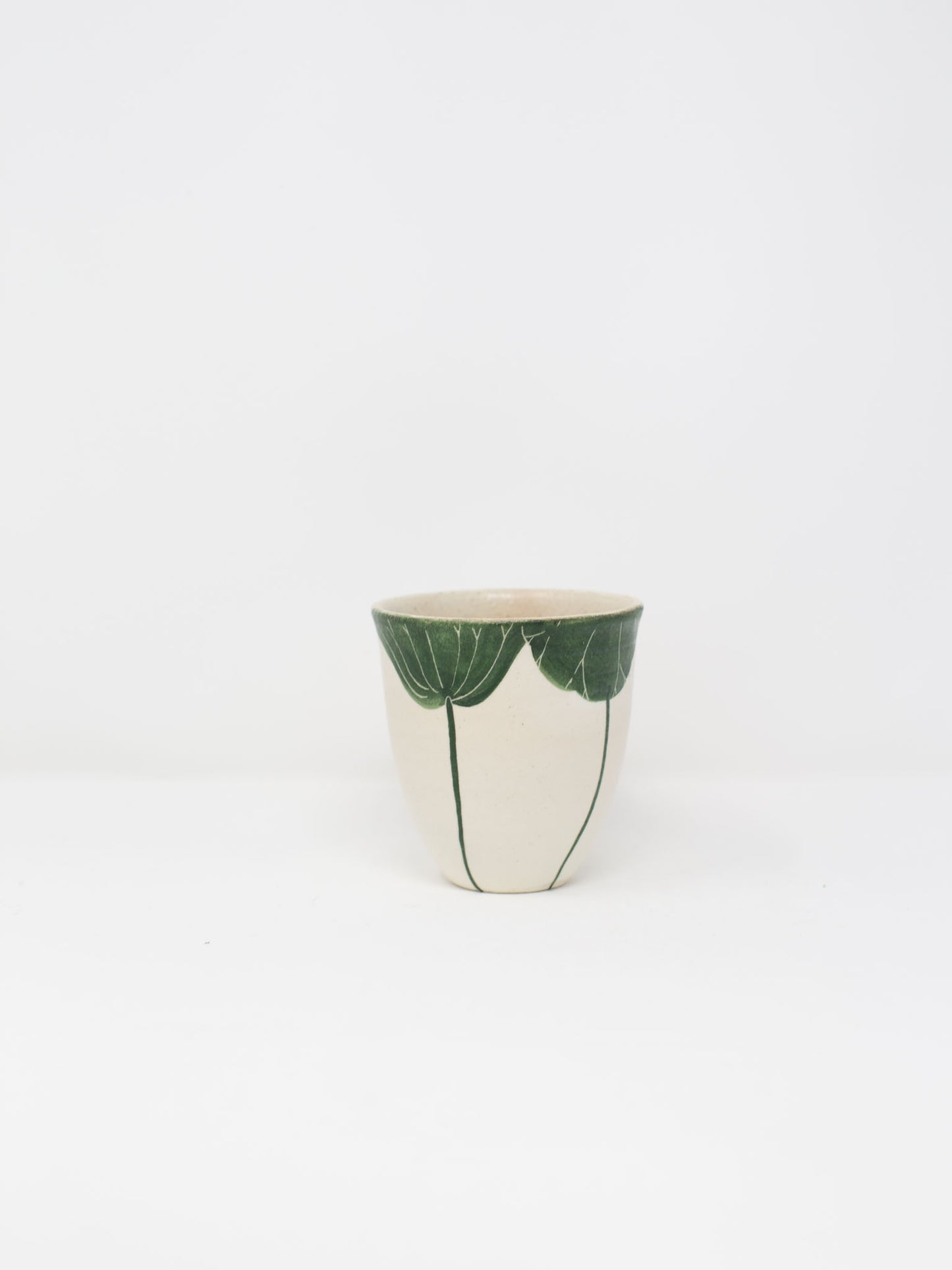 White Lotus Mug by Momoko Otani (大谷桃子)