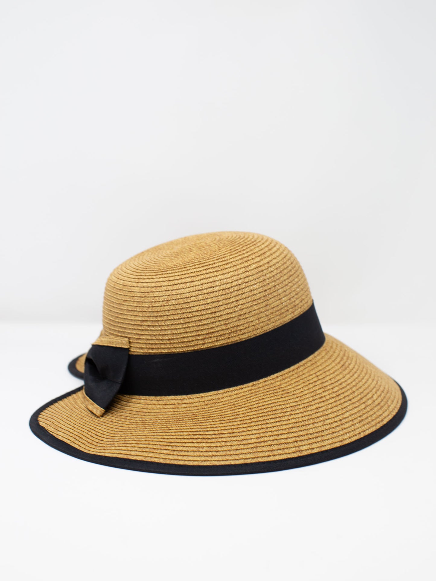 Toucan Collection Bow Sun Cap (Black)
