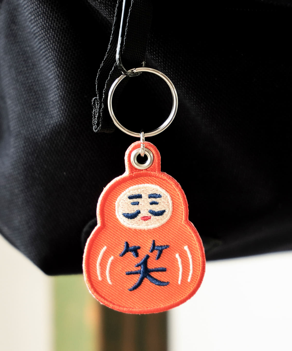 BEAMS JAPAN Embroidery Keychain - Daruma