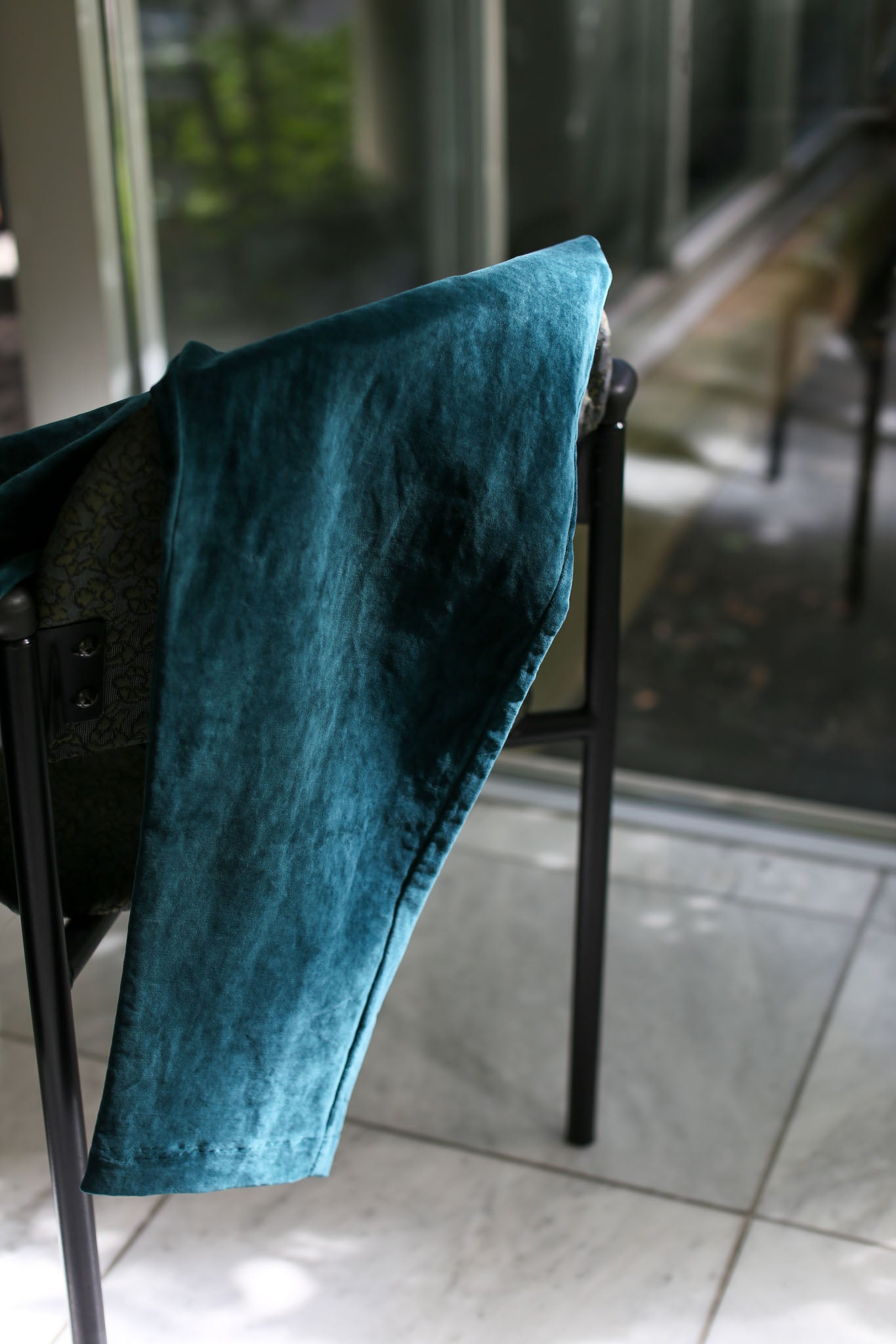 Apuntob Cotton Linen Velvet Tapered Pants - Peacock Blue