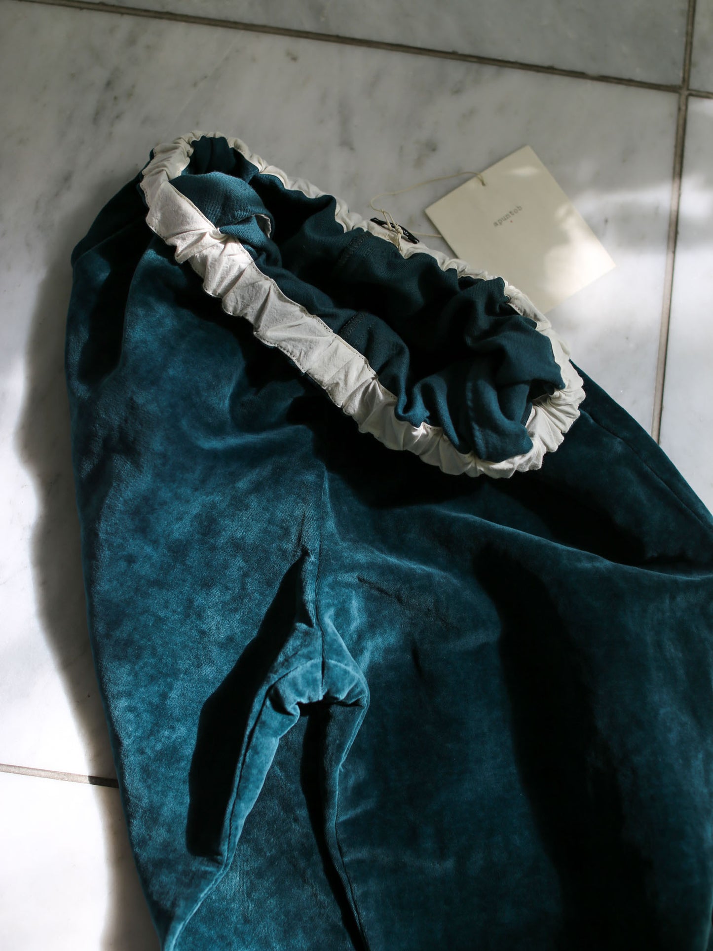 A Punto B Cropped Pants - Peacock Blue