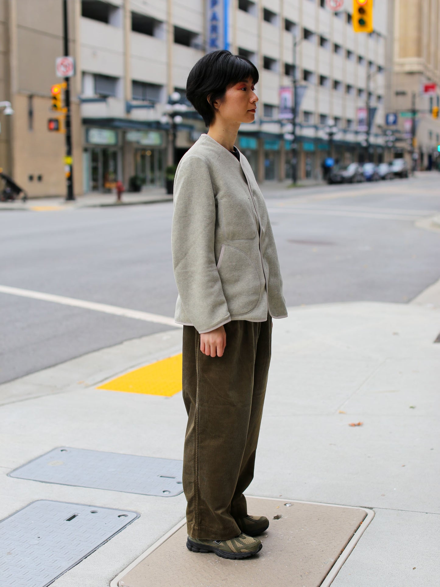 Danton Corduroy Cropped Easy Pants - Olive