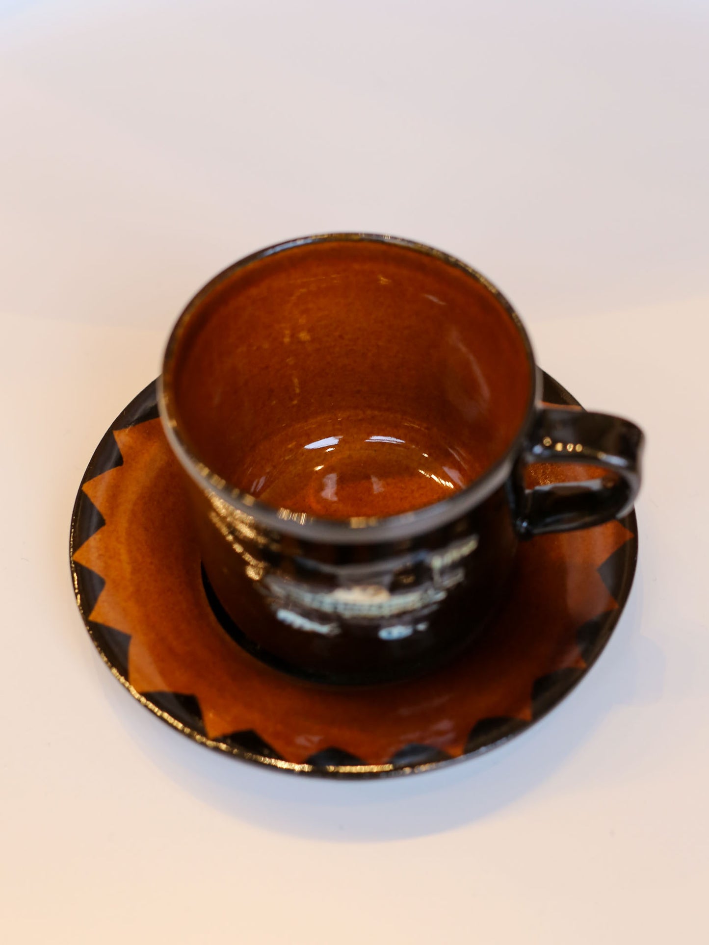 Misao Yajima Dark Brown Coffee Cup & Saucer - No. 5 Boat and Rabbit (矢島操)