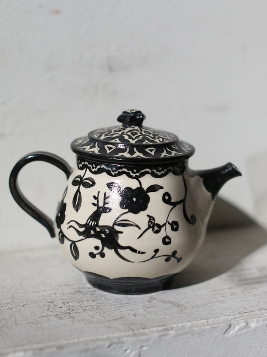 Misao Yajima Kakiotoshi Teapot (矢島操)- No. 1