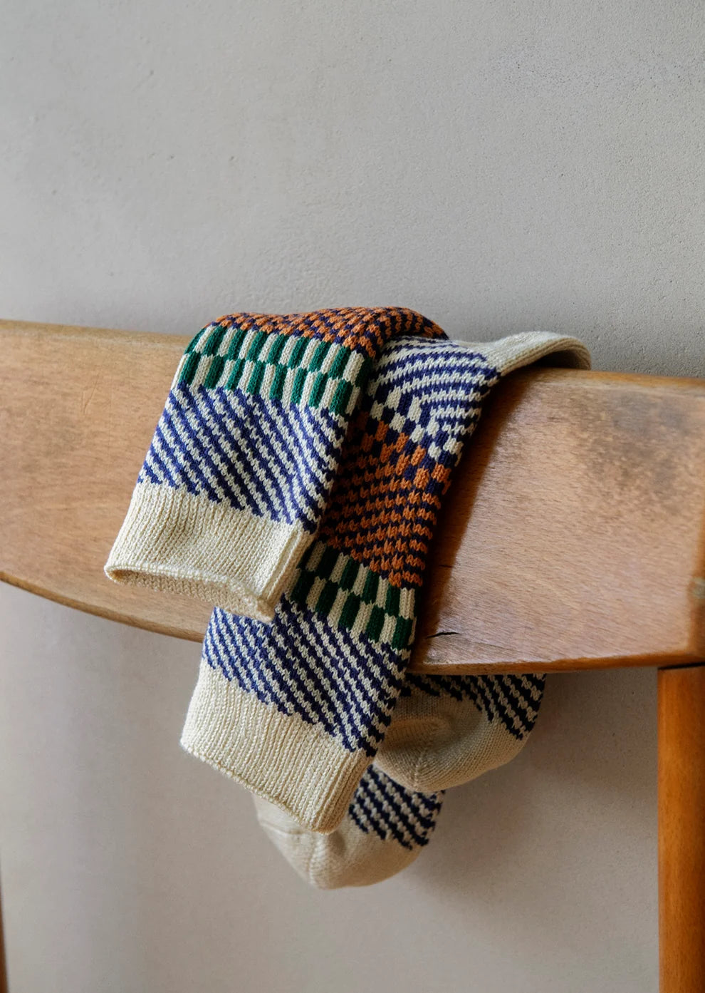 Rototo Check & Step Socks - Blueberry