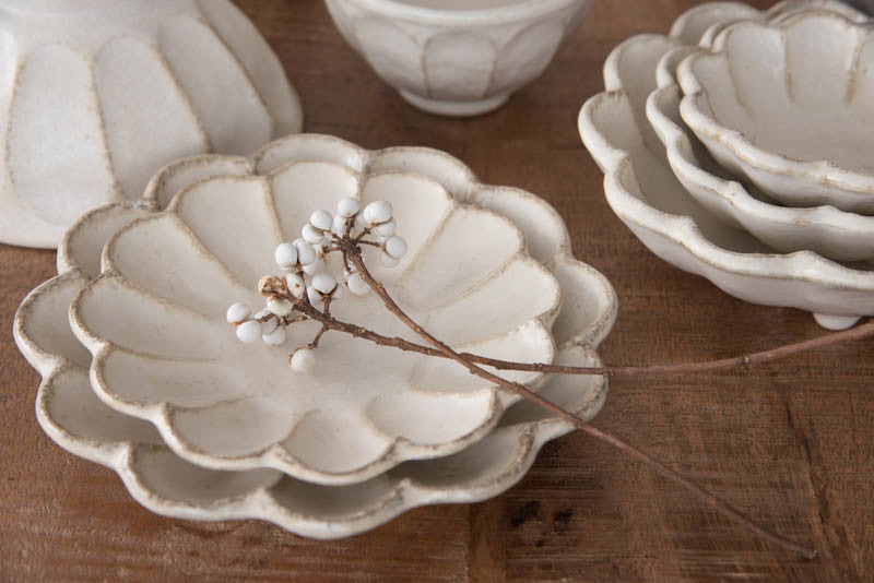 Kaneko Kohyo(小兵)White Rinka Plate (21 cm)