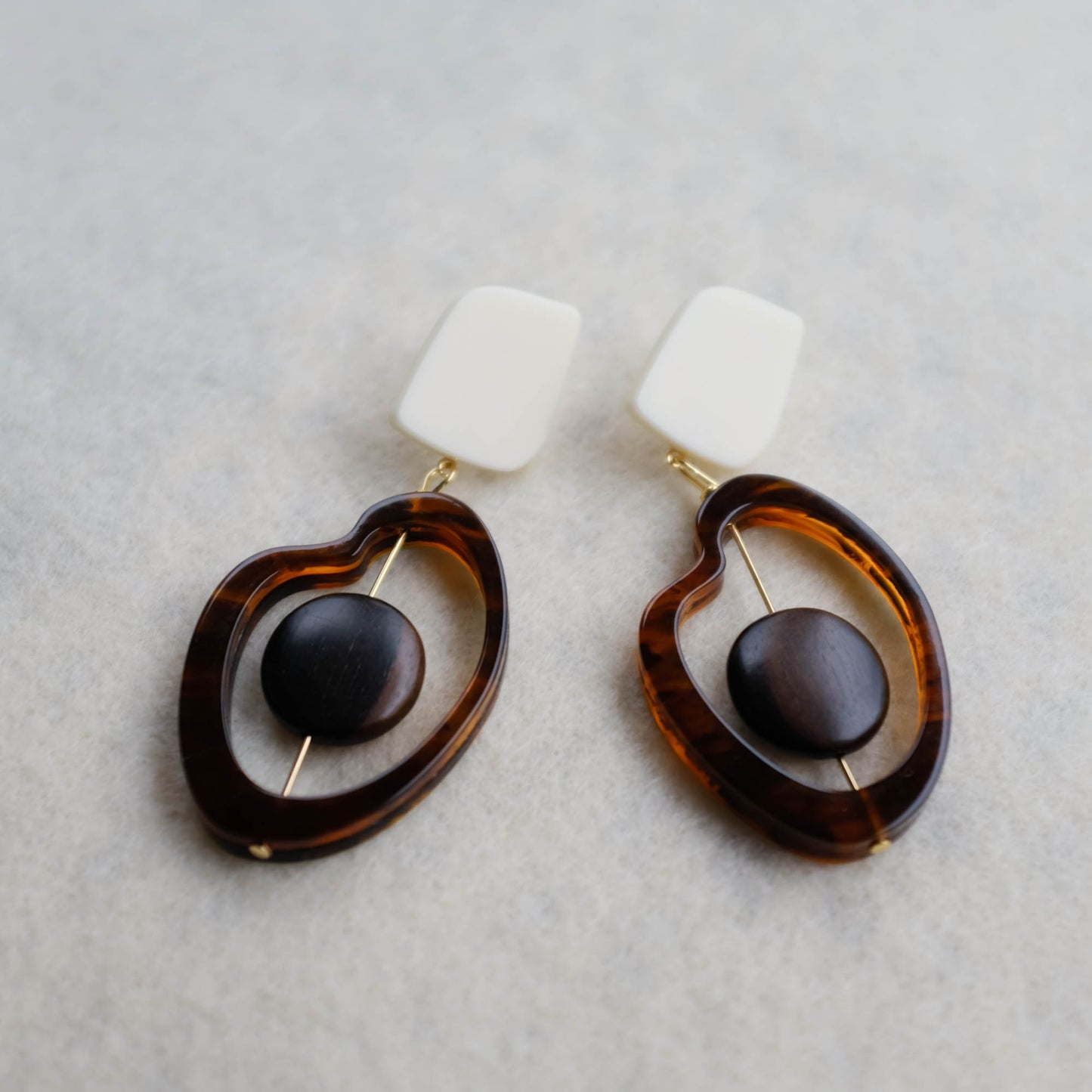 Atelier ST, CAT earrings