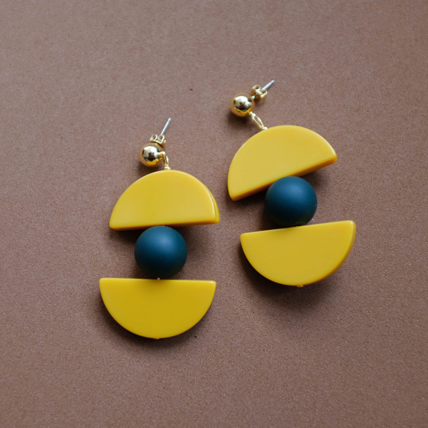 Atelier ST, CAT earrings