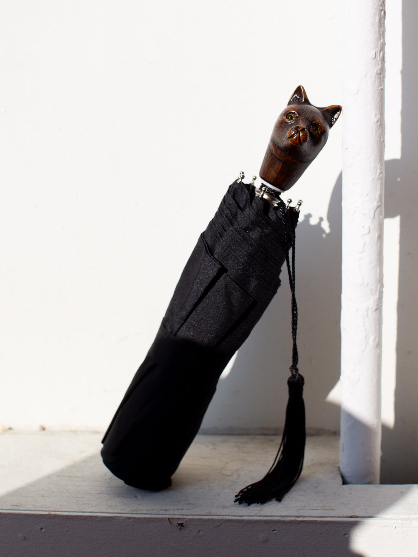 Guy De Jean Compact Umbrella with Cat Head Handle-Black