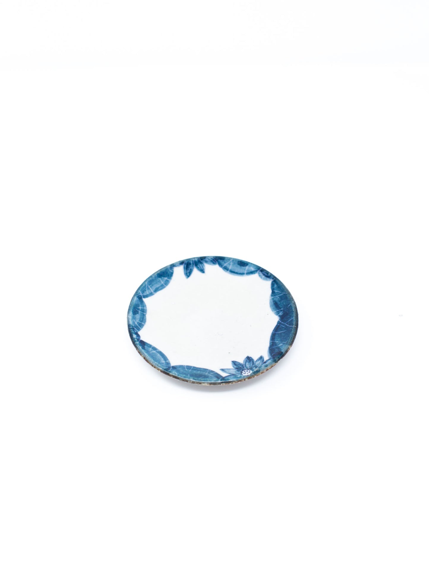 Lotus 8.8 cm Mini Plate by Momoko Otani (大谷桃子)