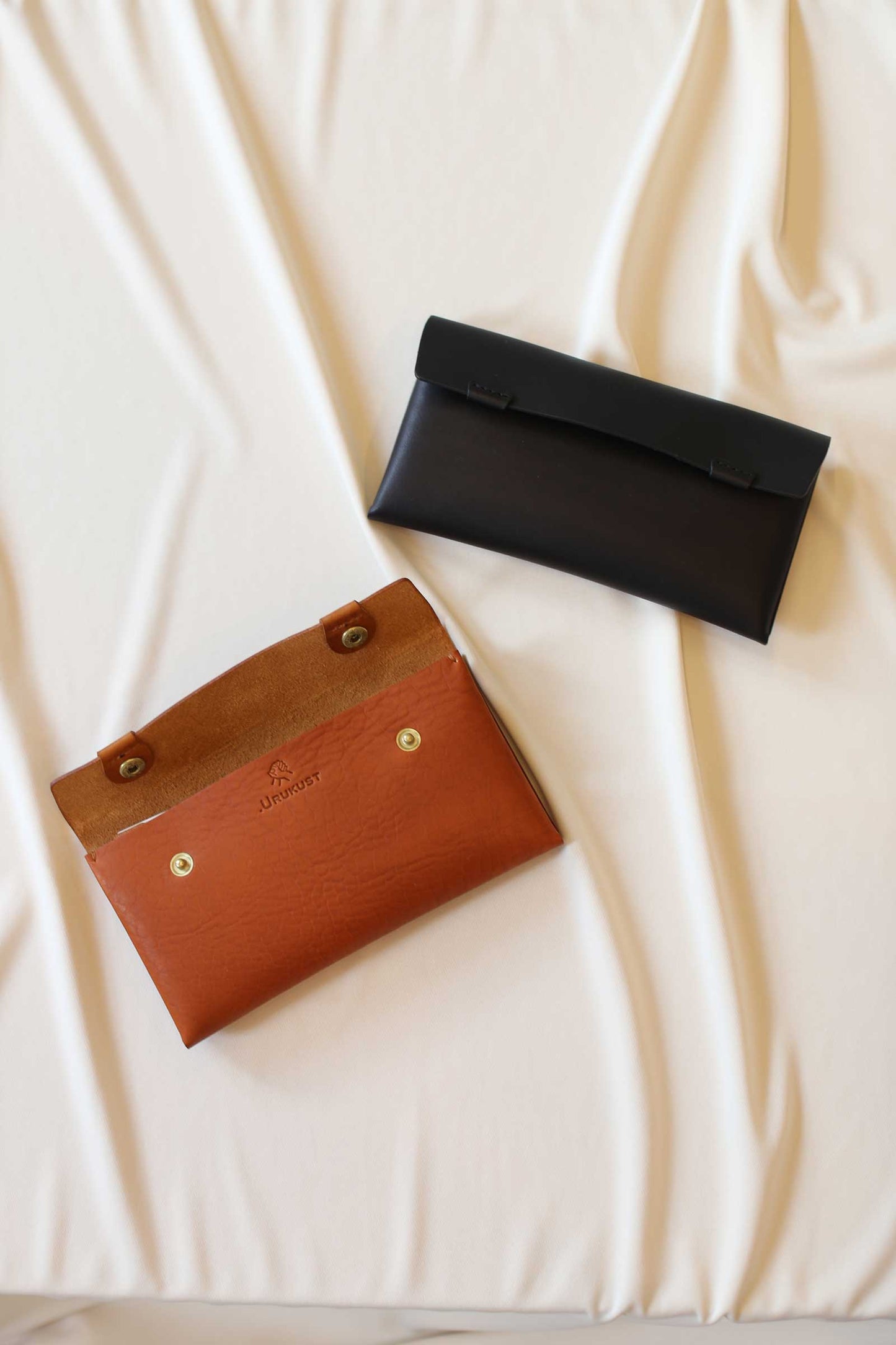 Urukust Leather Long Wallet