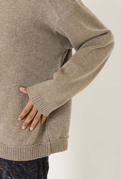 Blue Blue Japan Unisex Knitted Yak Cashmere Mixed Crewneck Pullover - Oatmeal