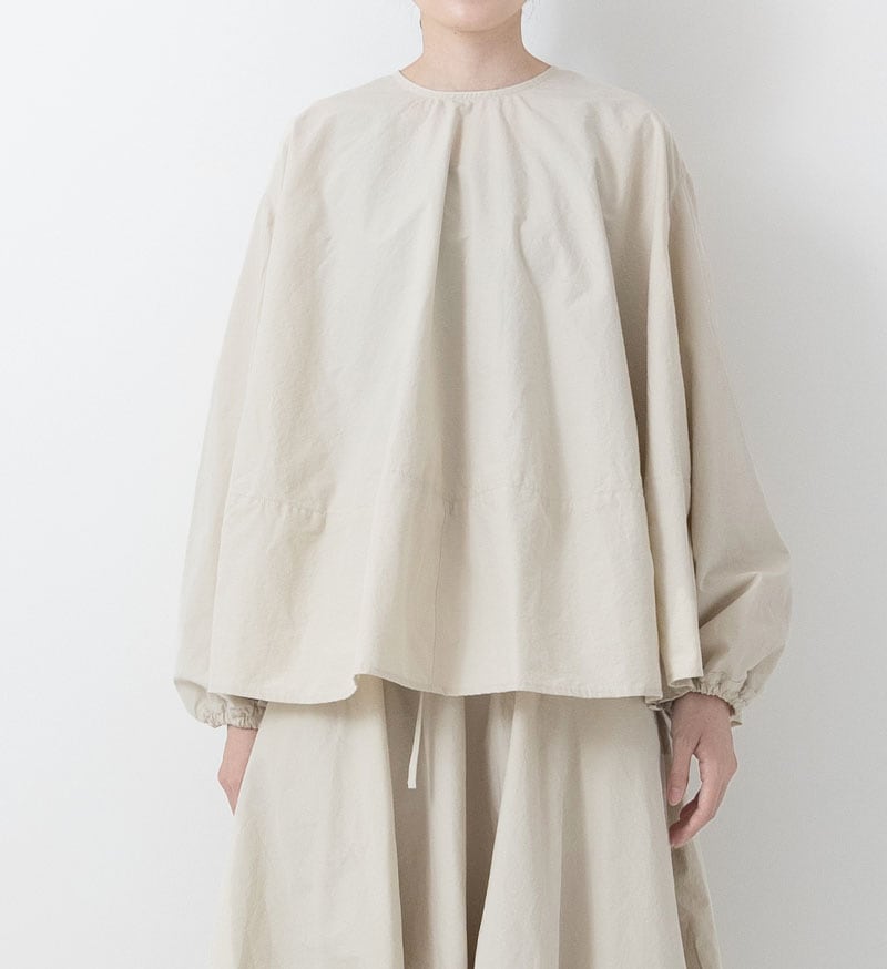 Veritecoeur Pullover Shirt - Ivory White (VC-2648)