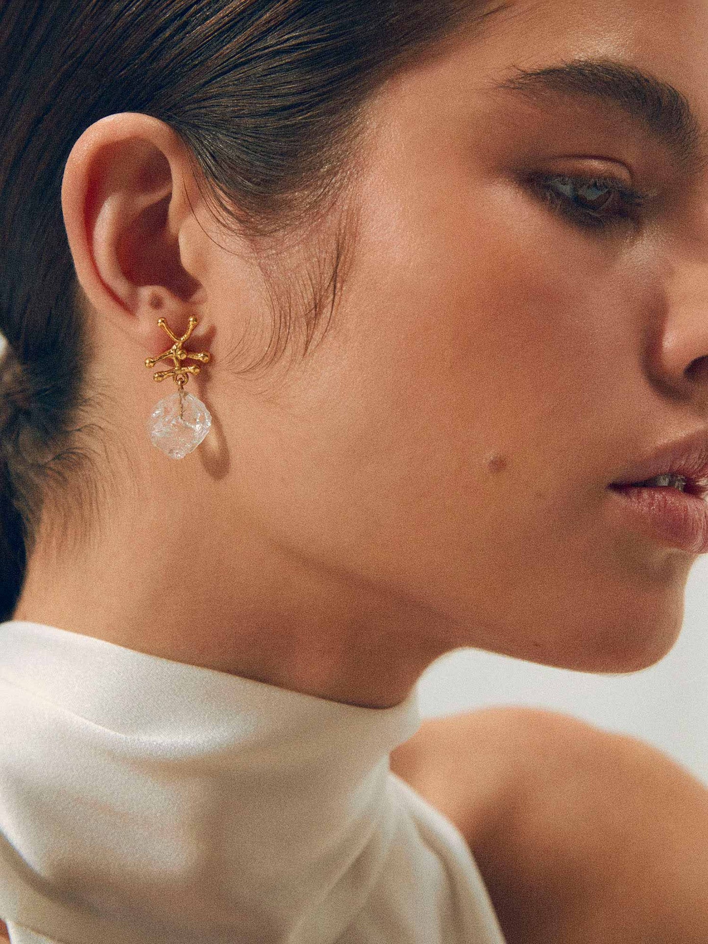 Shyla Nuria Earrings Raw-Clear