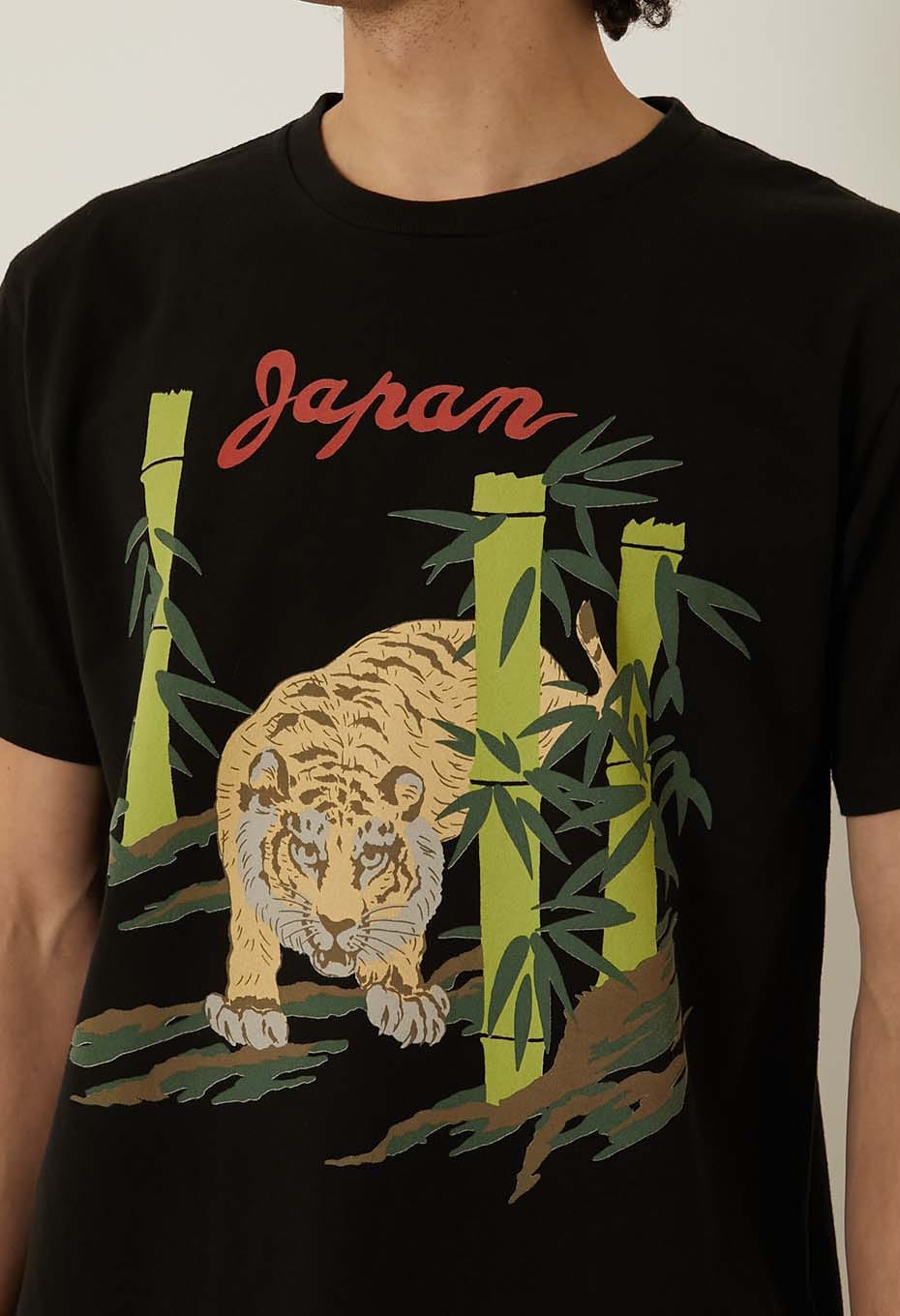 Blue Blue Japan Unisex Knitted "Bamboo Tiger" T-shirt - Black