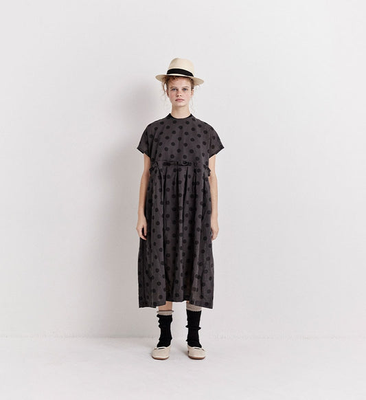 Veritecoeur Tuck Dress - Sumi Gray x Black Dots