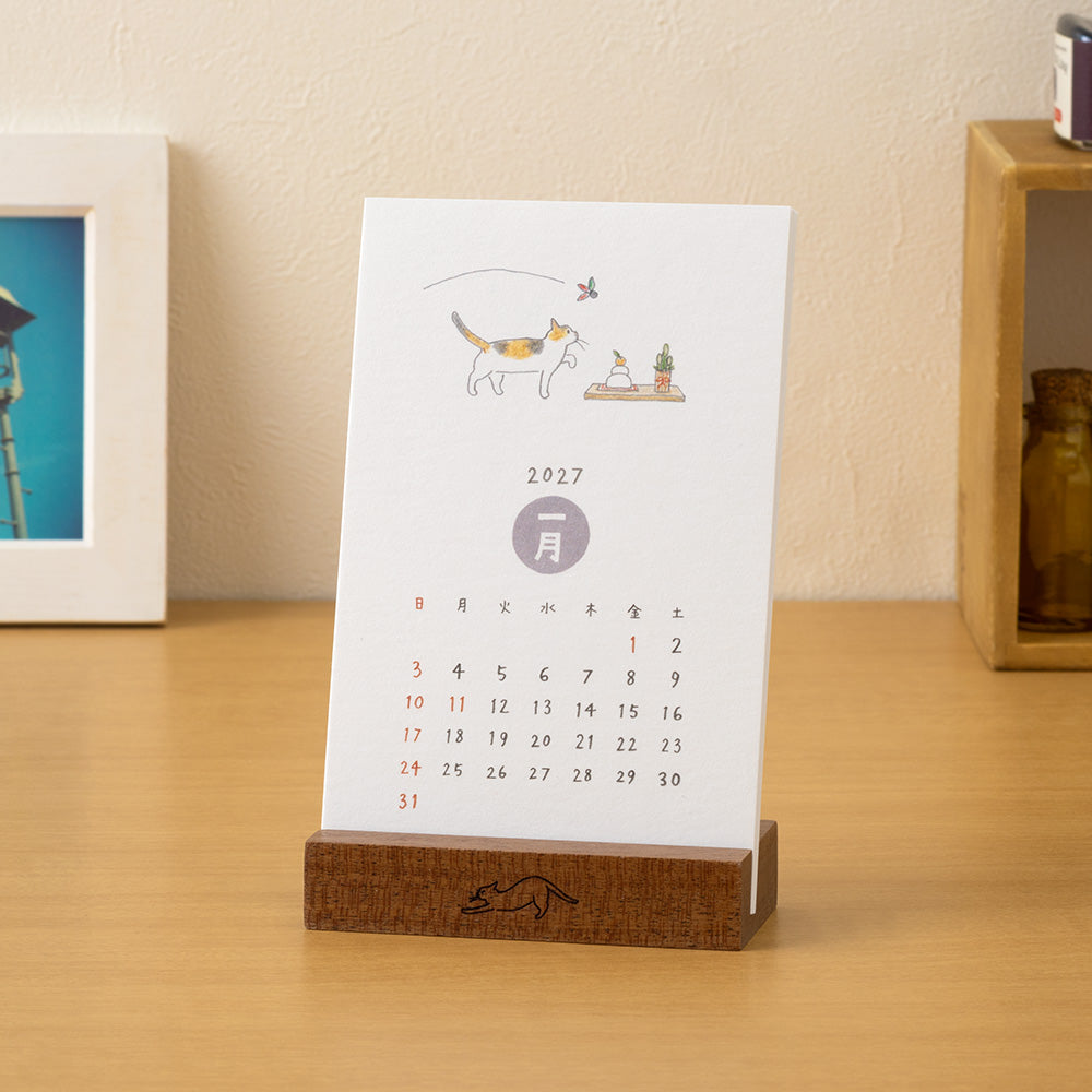 Midori 2027 Wooden Stand Calendar - Cat