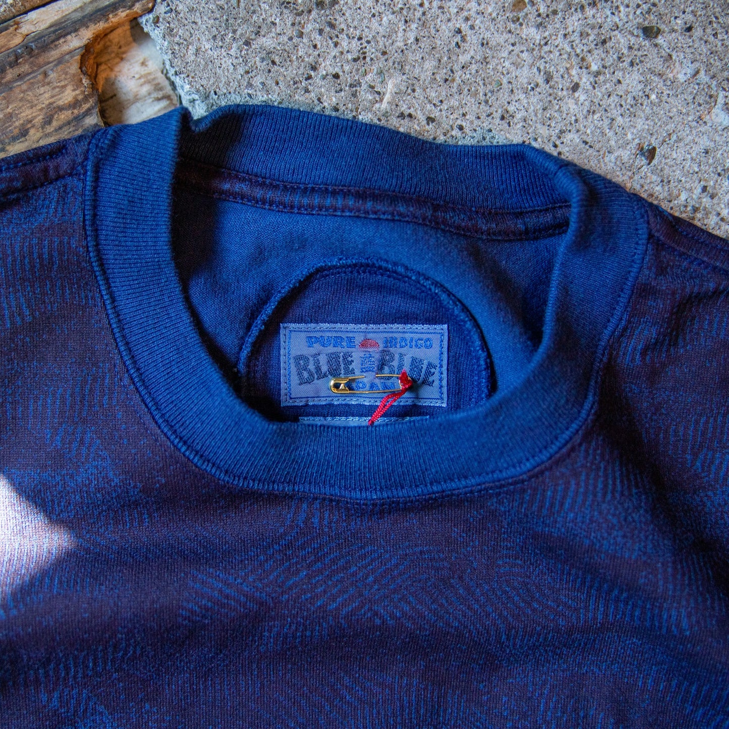 Blue Blue Japan Men's "Wind Flow" Hand-dyed Pullover