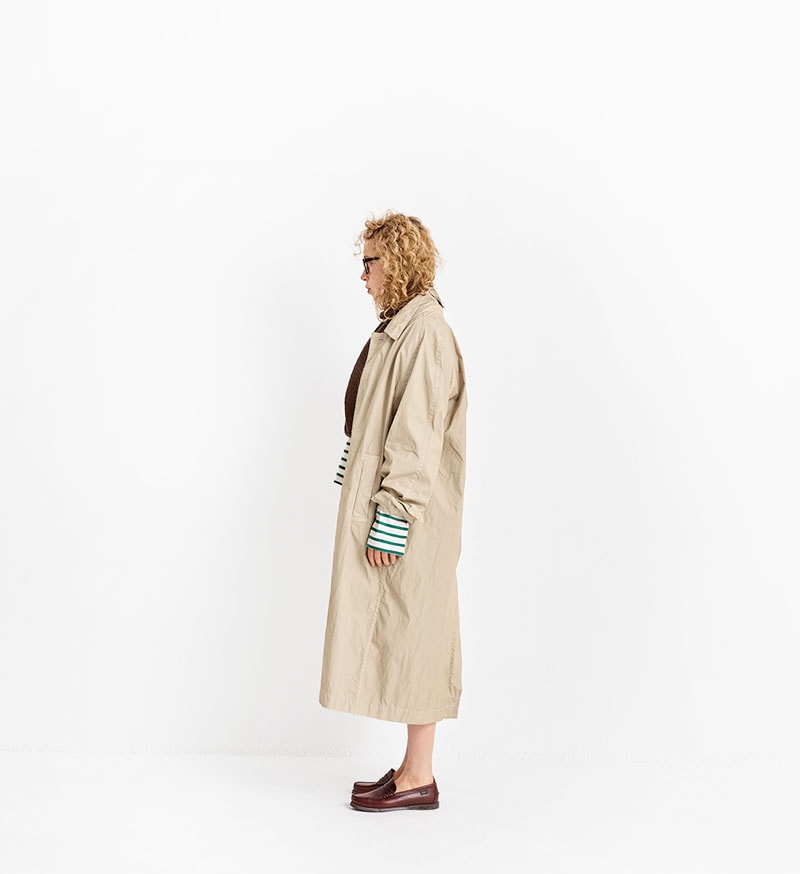 [Arriving Soon] Veritecoeur Stand Collar Coat - Beige