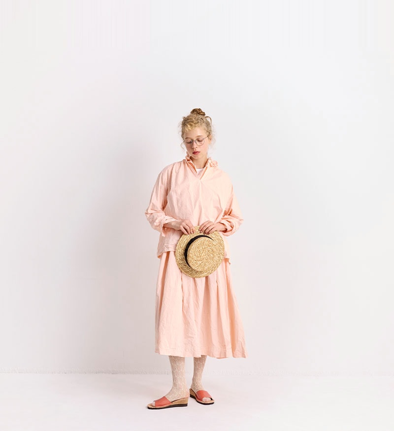 [Arriving Next Monday] Veritecoeur Blouse - Salmon Pink (One Size Fits All)