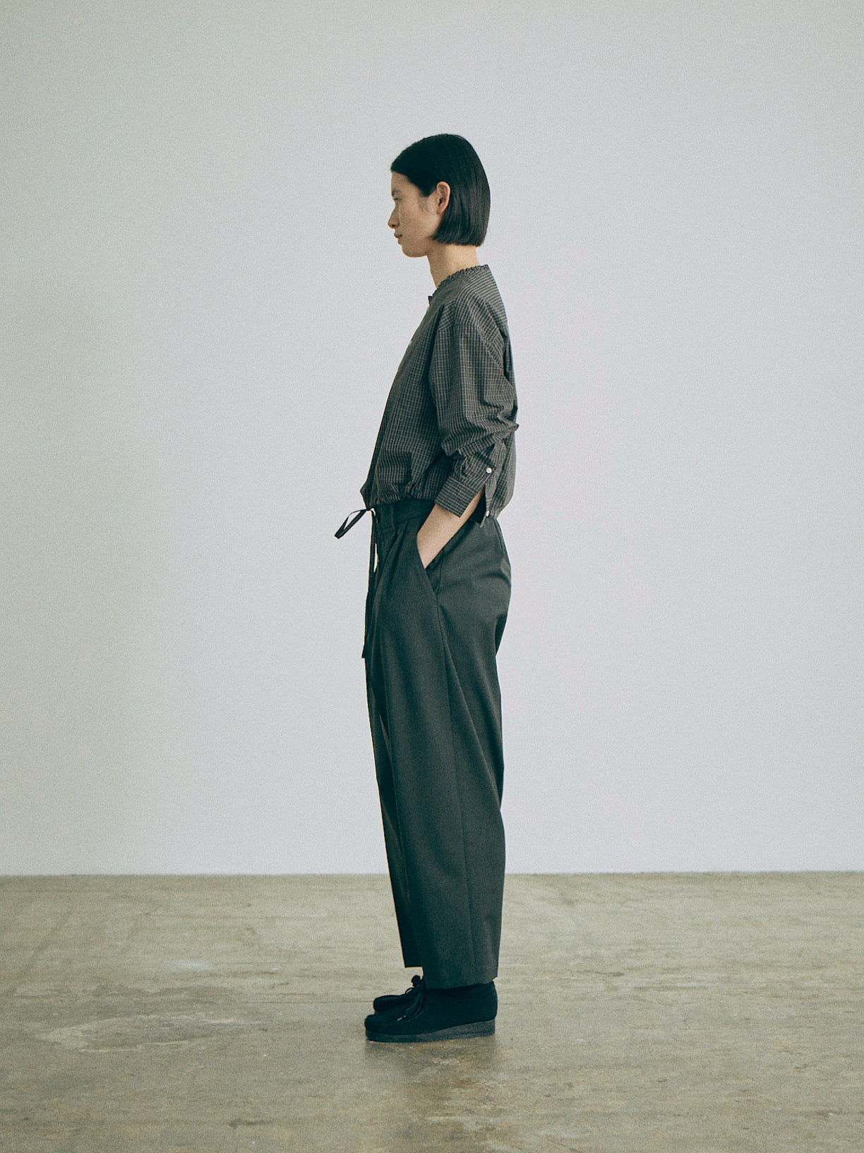 Nicholson & Nicholson Leno Stretched Wool Pants - Charcoal