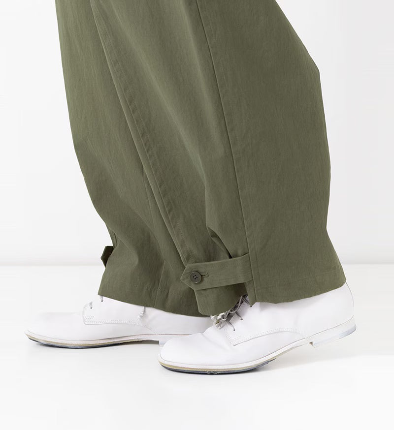 Veritecoeur Peach Skin Cargo Pants - Khaki