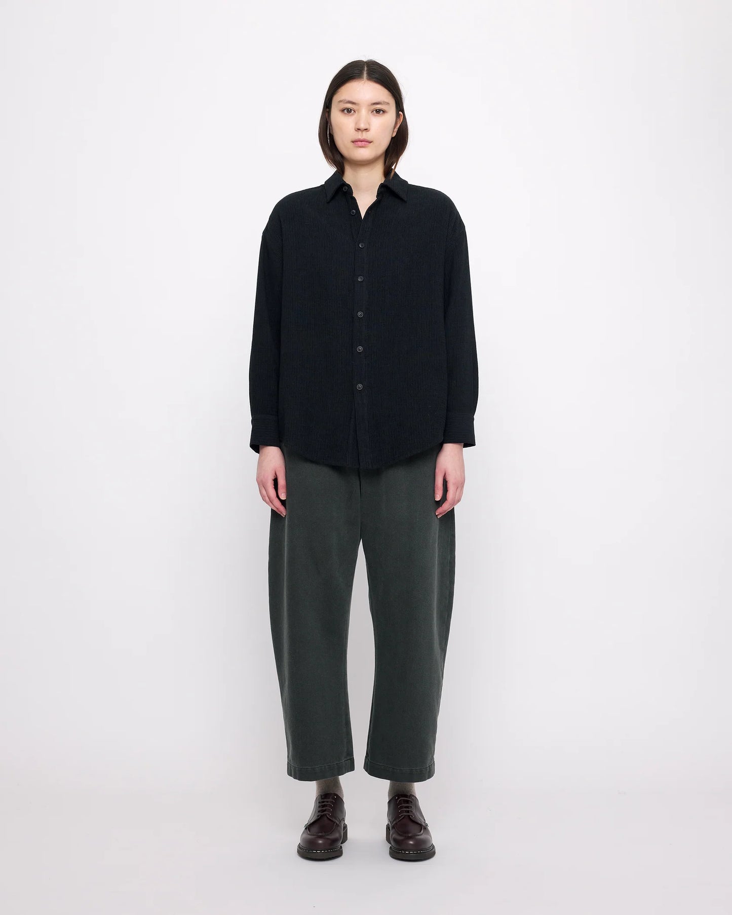 7115 by Szeki Sand-washed Tailored Curve Legged Trouser - Washed Black