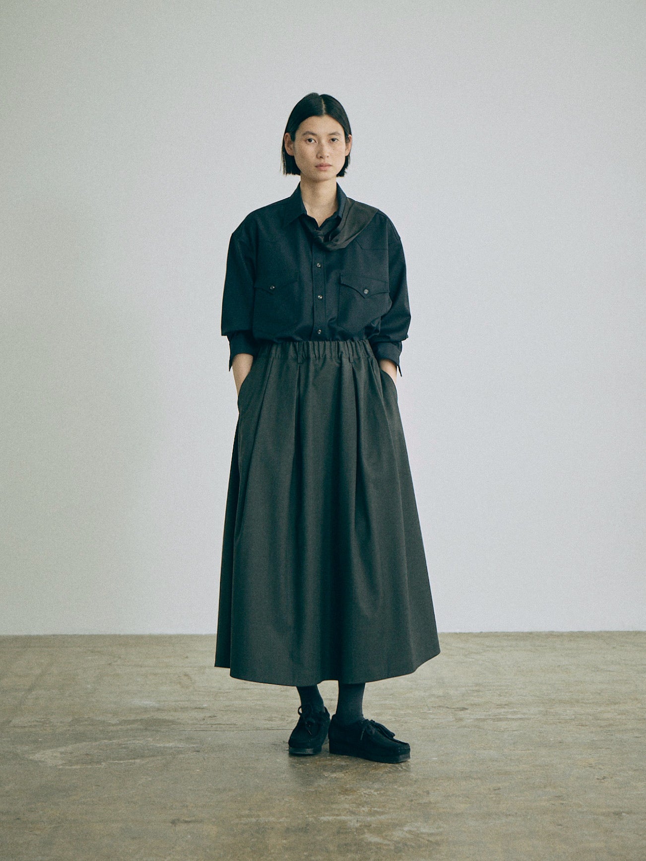 Nicholson & Nicholson Mira Stretched Wool Skirt - Charcoal