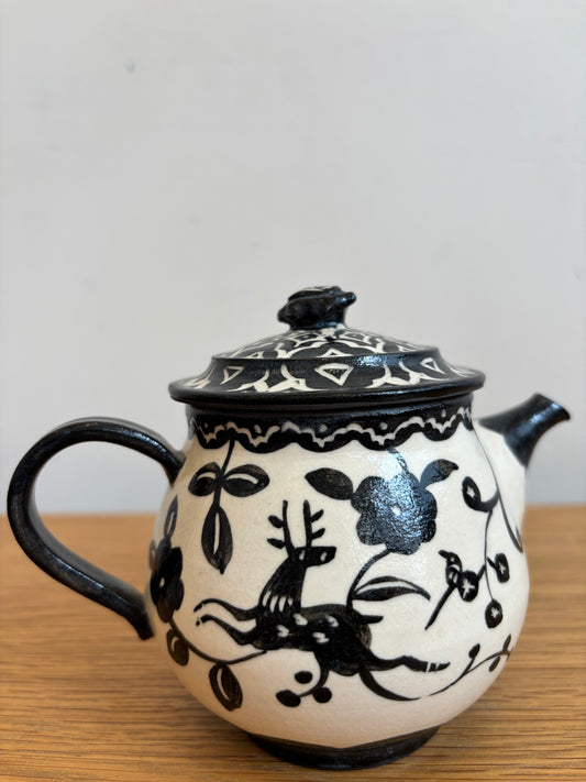 Misao Yajima Kakiotoshi Teapot  (矢島操）