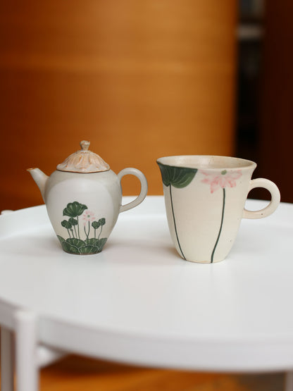 Pink Lotus Teapot by Otani Momoko (大谷桃子)