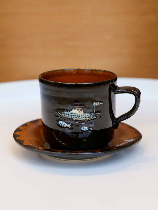 Misao Yajima Dark Brown Coffee Cup & Saucer - No. 5 Boat and Rabbit (矢島操)