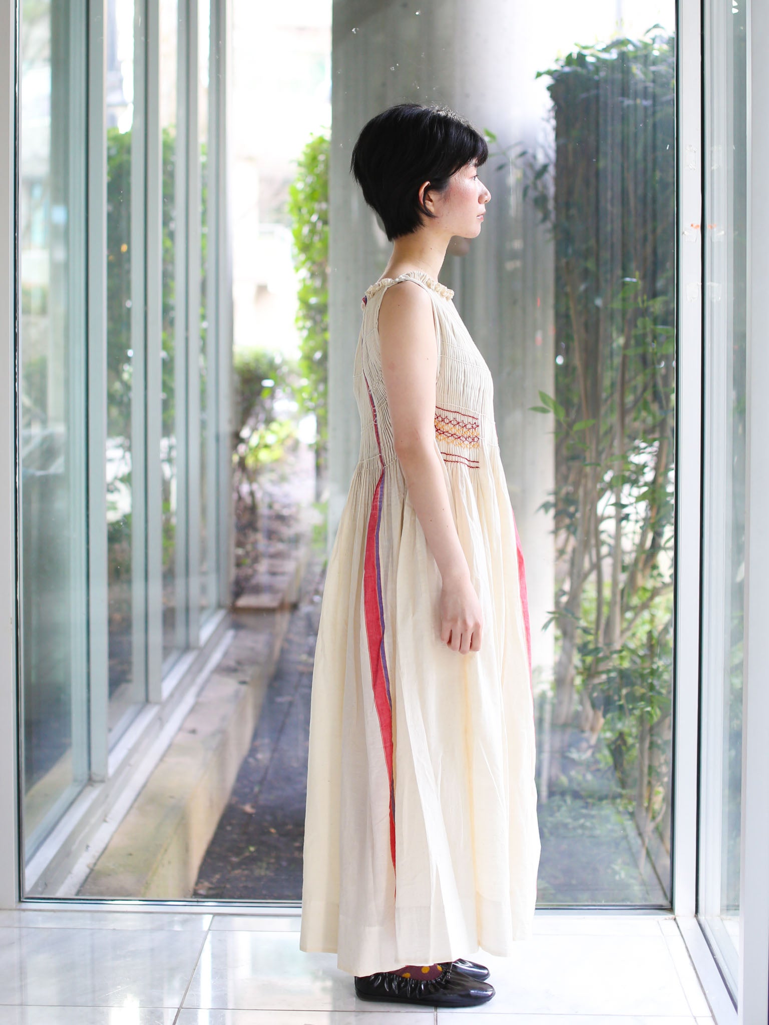 injiri CREAM APPLIQUÉ DRESS Injiri – Out & About