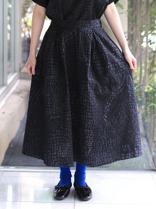 Aequamente Dot Pattern Skirt - Black 26133