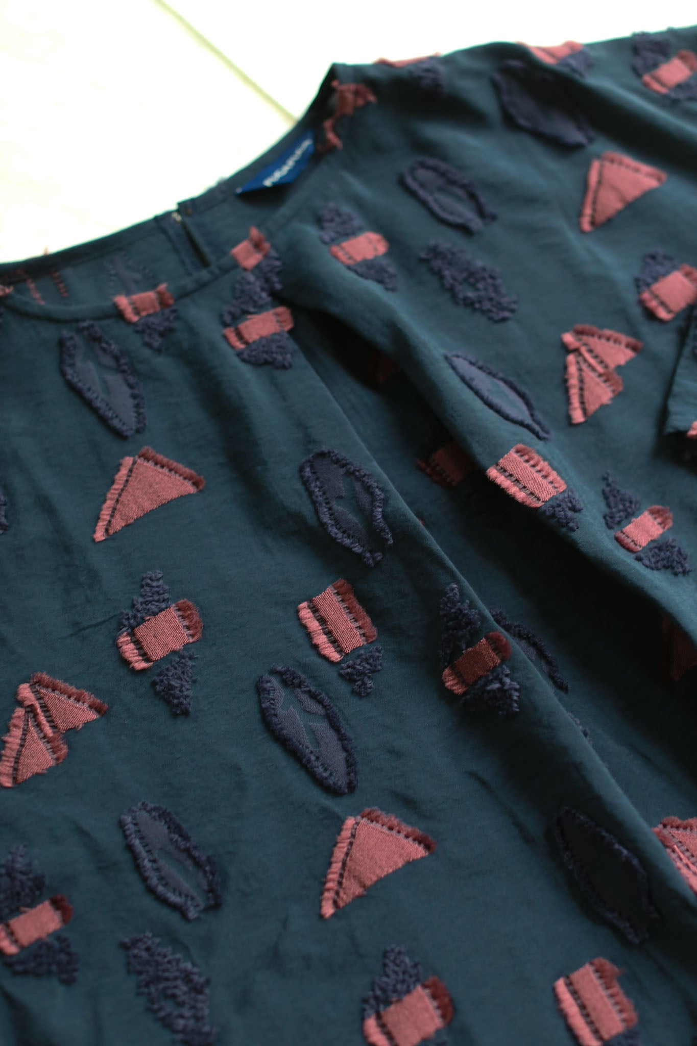 Fuga Fuga Woven Pullover - Dark Blue (7052)