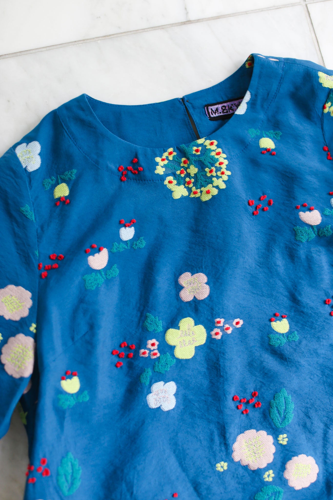 M Kyoko Woven Pullover - Blue (1073)