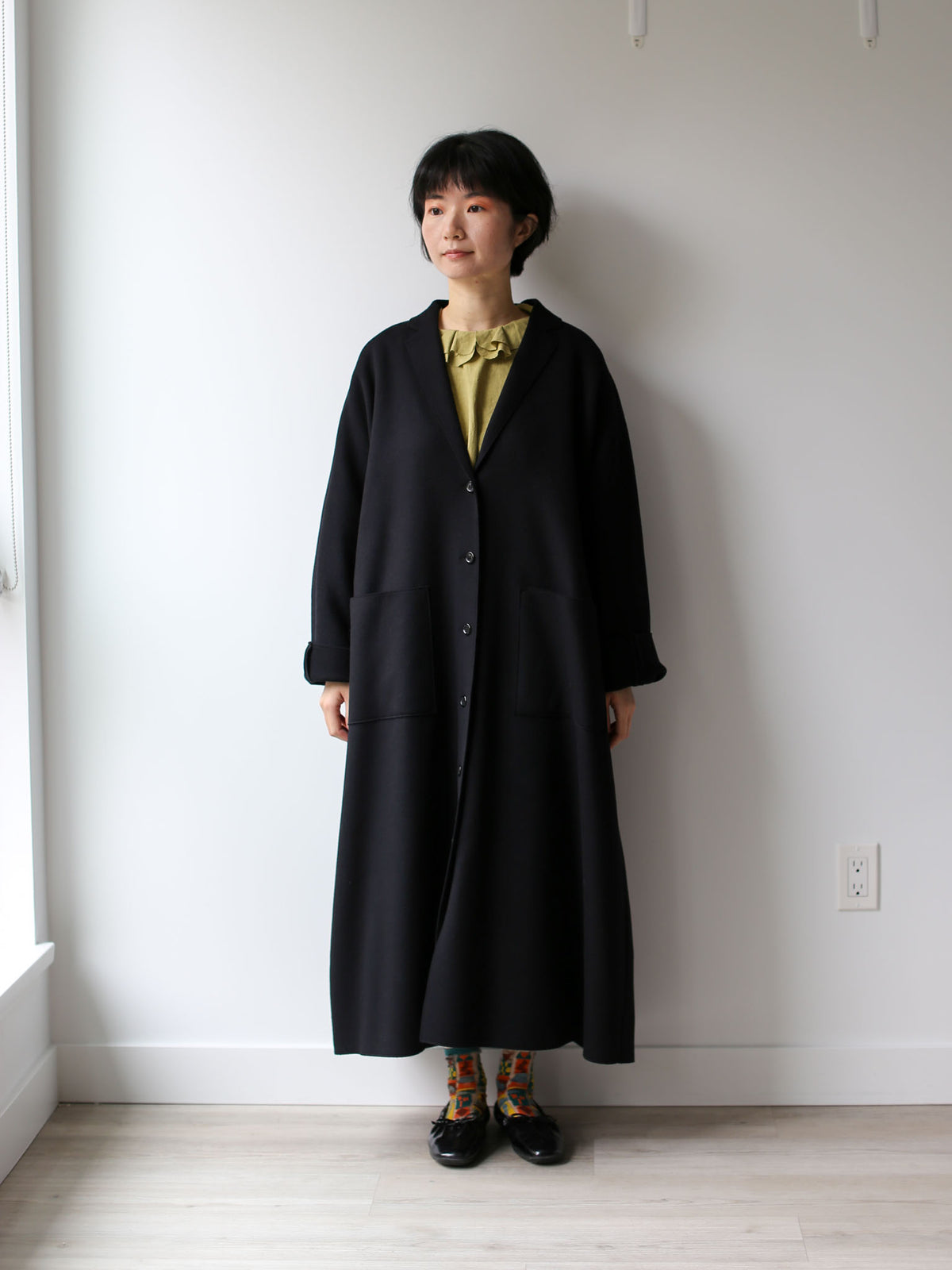 A Punto B Wool Coat - Black