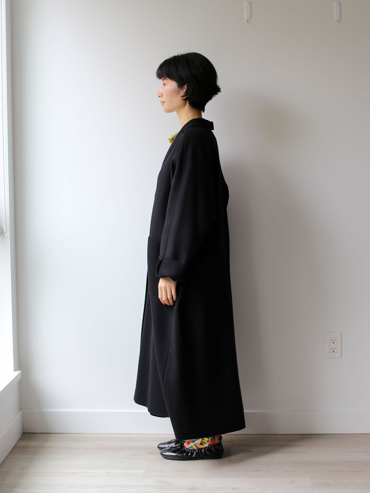 A Punto B Wool Coat - Black