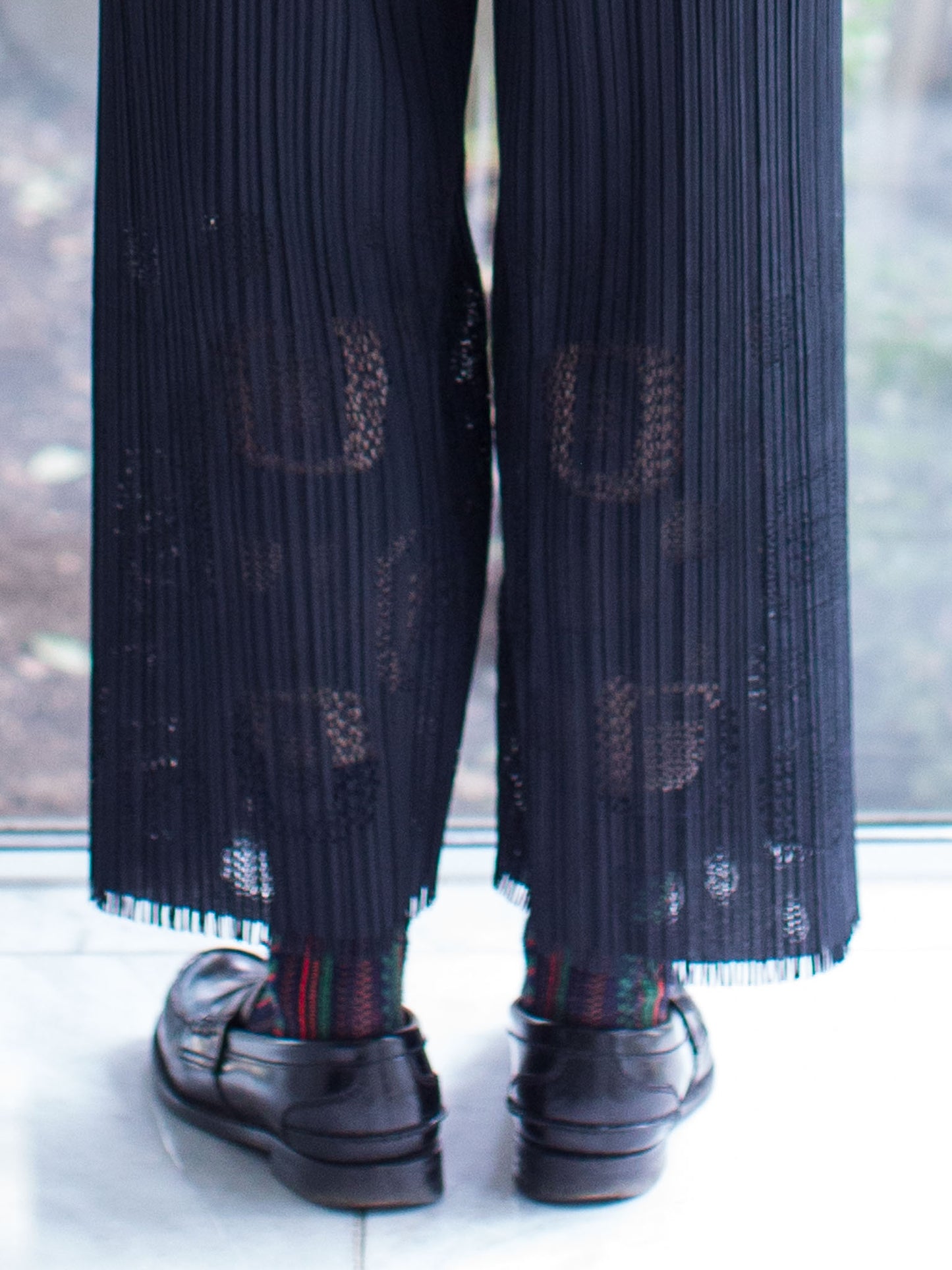 M. & Kyoko Pleated Pants (1111)- Black