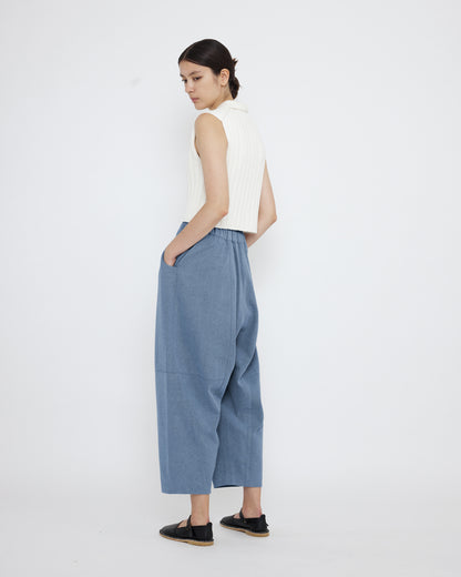 7115 by Szeki Unisex Elastic Panel Barrel Trouser - Light Denim