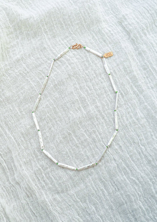 HERMINA ATHENS Yasemi Pearl Necklace - Emerald