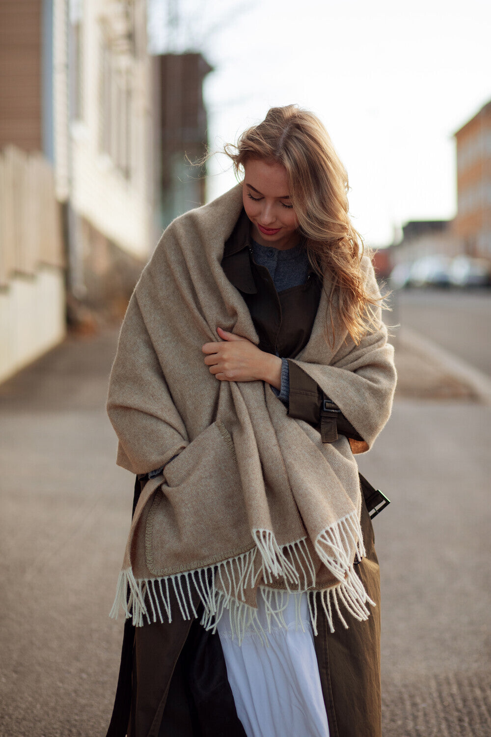 Lapuan Kankurit Arvo Pocket Shawl - Beige