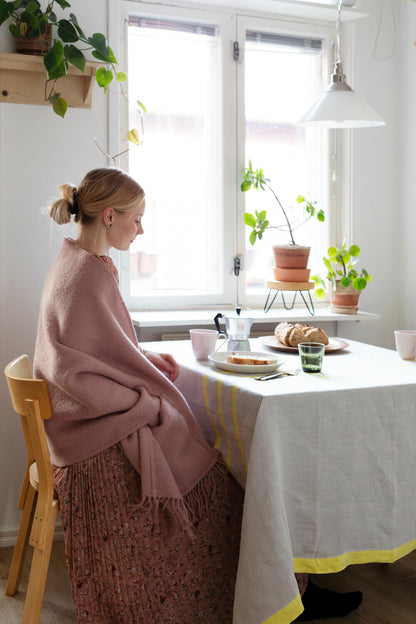 Lapuan Kankurit UNI Pocket Shawl - Dusty Rose